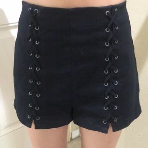 Material Girl Lace Up Shorts Size L